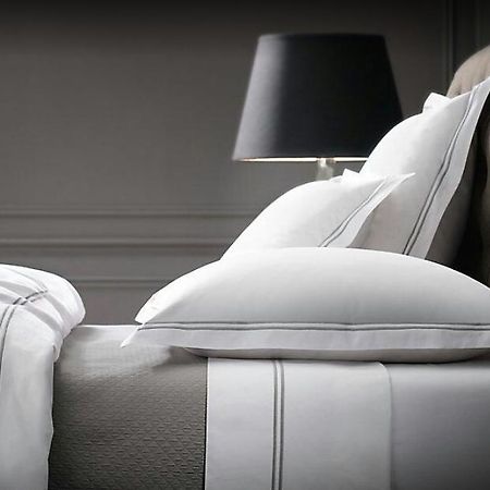 Smart Hotel Lahore Esterno foto
