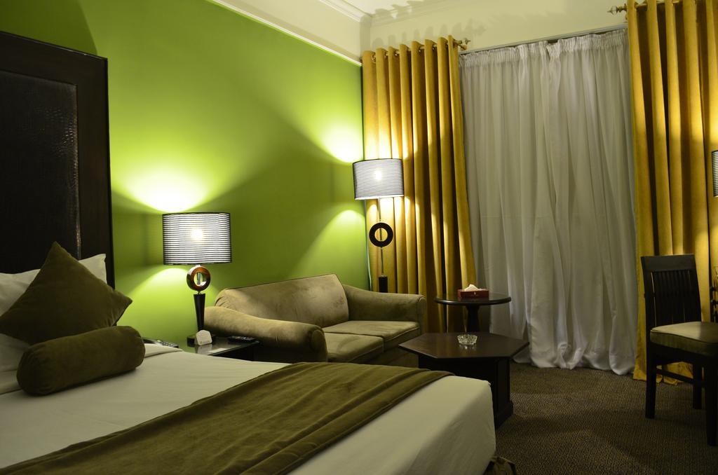Smart Hotel Lahore Camera foto