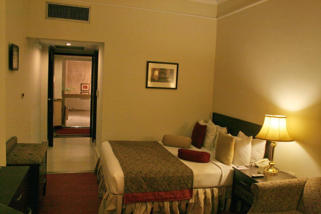 Smart Hotel Lahore Camera foto