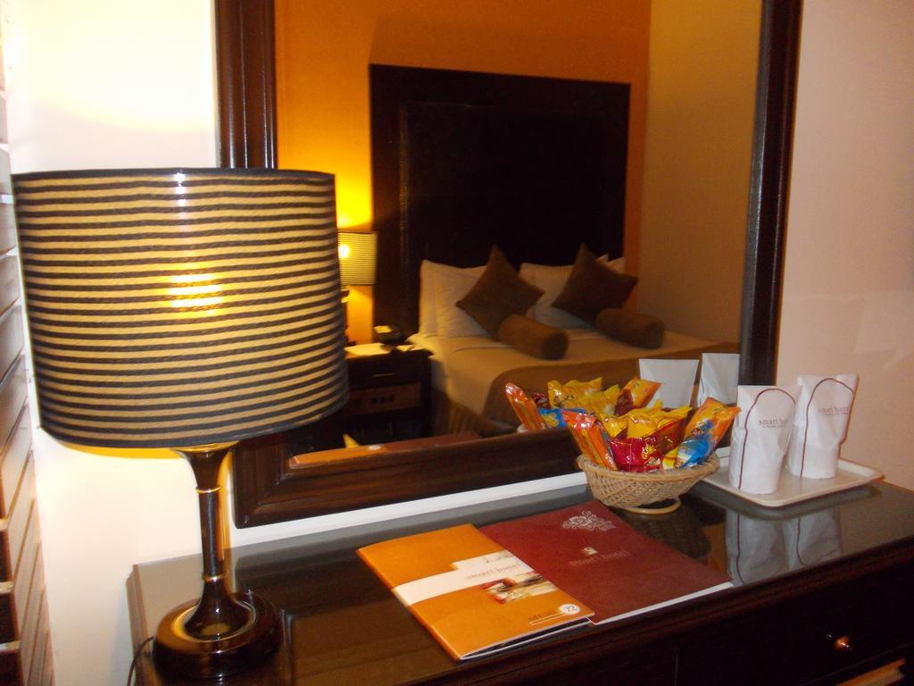 Smart Hotel Lahore Camera foto