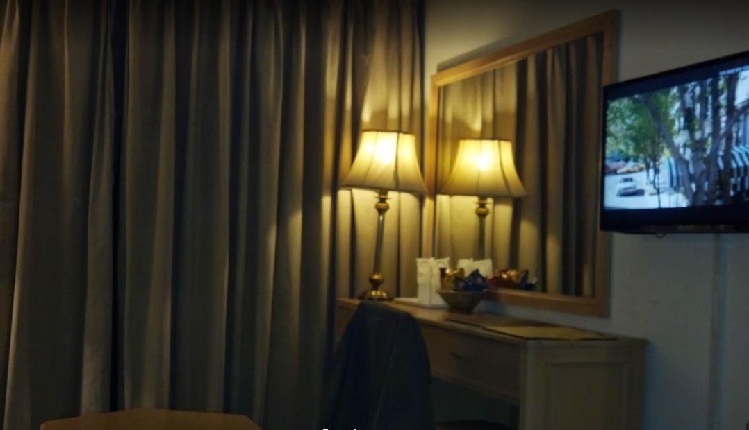 Smart Hotel Lahore Esterno foto